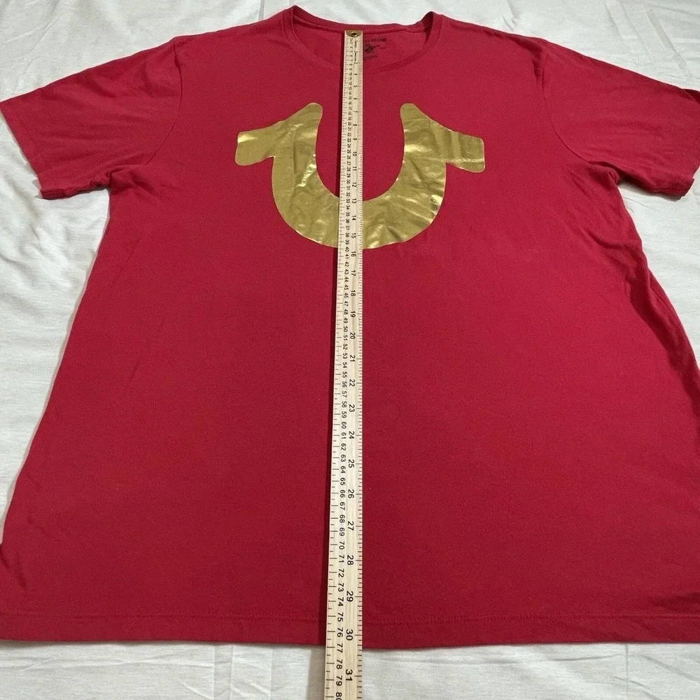 True Religion T-Shirt Mens XXL Gold Horseshoe Foil Logo Cotton Red Solid